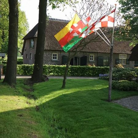 Erfgoed & Logies Den Heijkant Moergestel エクステリア 写真