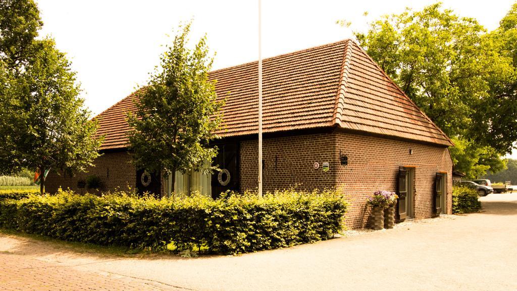 Erfgoed & Logies Den Heijkant Moergestel エクステリア 写真